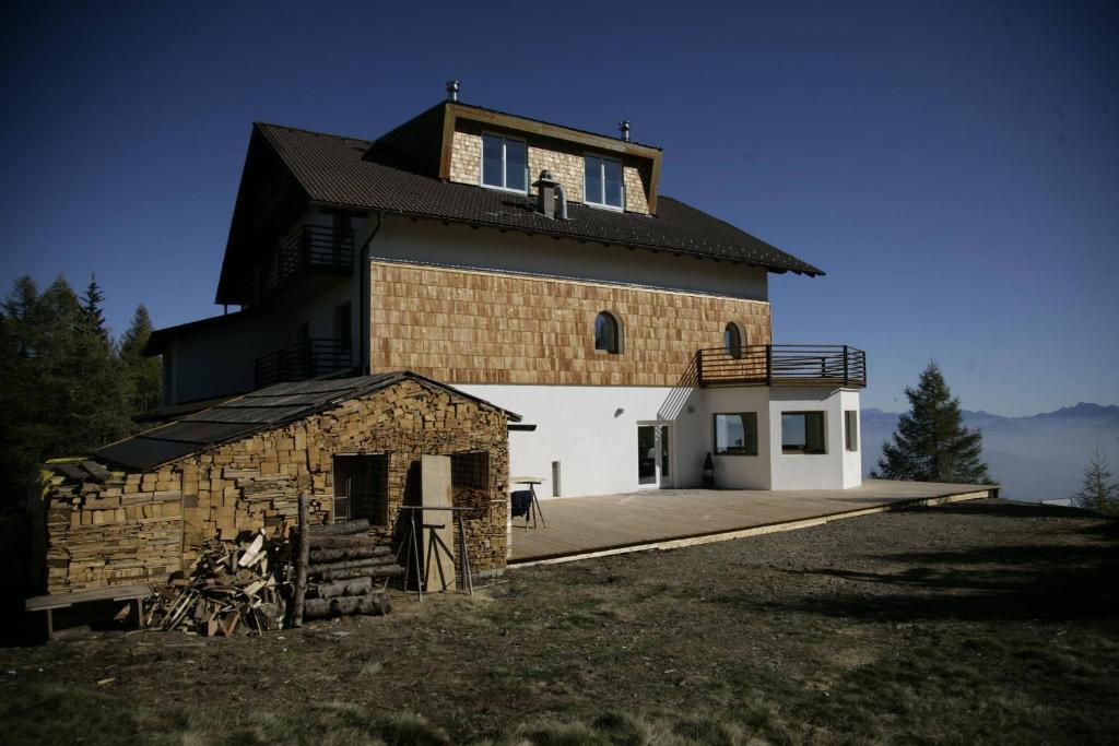 Hotel 12 Bodensdorf Exterior photo